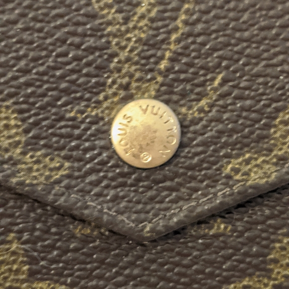 AUTHENTIC Vintage Louis Vuitton Monogram Wallet - Picture 2 of 16